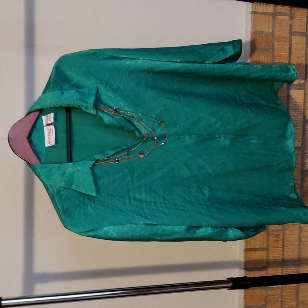 Womens used shirt